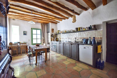 listing8221890017c36acb832560x1920c4ec654dec5