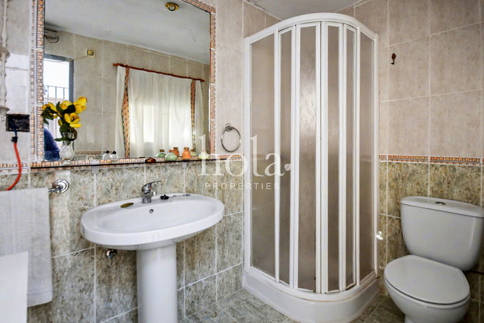 Image No.19-Chalet de 4 chambres à vendre à Yegen