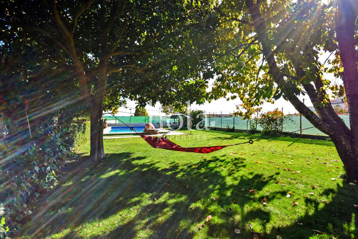 Image No.4-Chalet de 4 chambres à vendre à Yegen