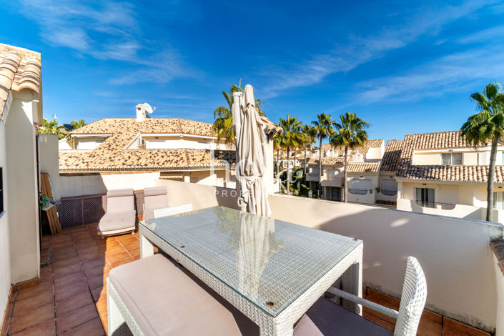 Image No.13-4 Bed Townhouse for sale