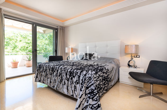 Image No.20-3 Bed Apartment for sale