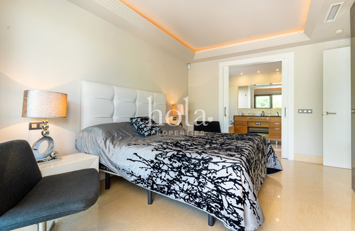 Image No.21-3 Bed Apartment for sale