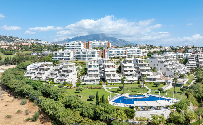 Image No.27-3 Bed Apartment for sale