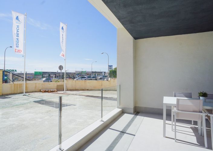 Image No.32-2 Bed Apartment for sale