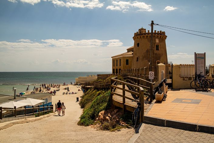 Image No.10-3 Bed Villa for sale