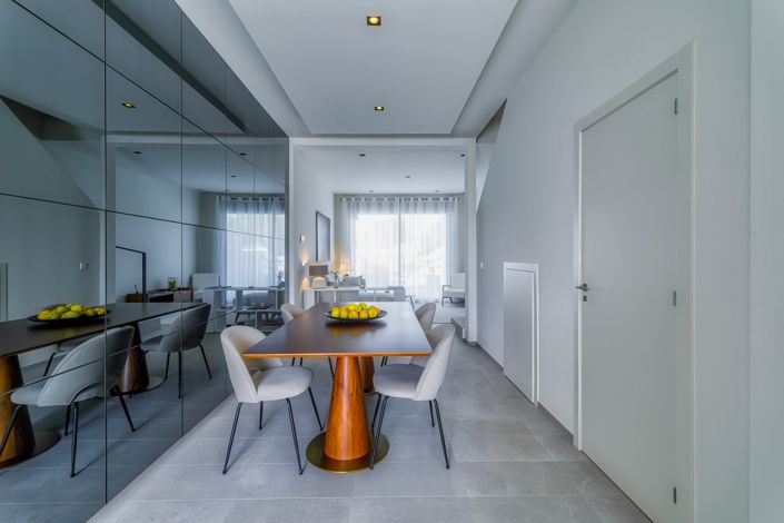 Image No.18-2 Bed Townhouse for sale