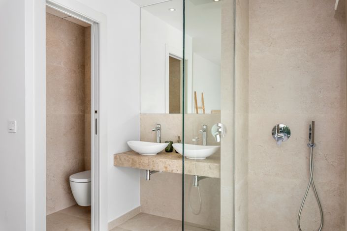 Image No.20-3 Bed Villa for sale