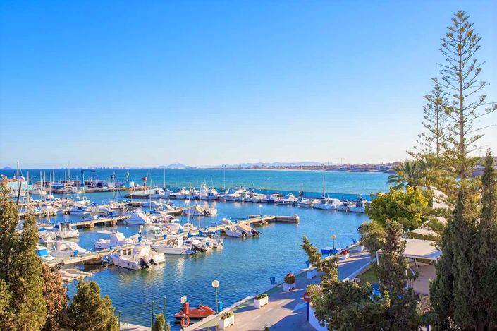 Image No.28-3 Bed Villa for sale