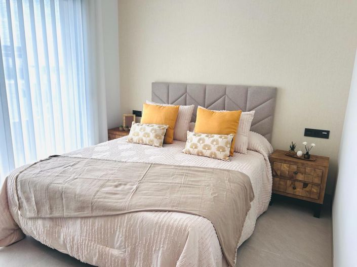 Image No.10-3 Bed Villa for sale