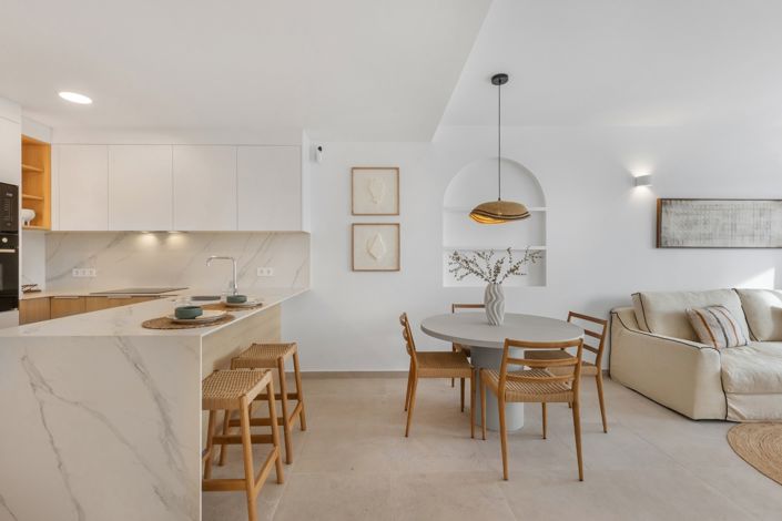 Image No.15-3 Bed Apartment for sale