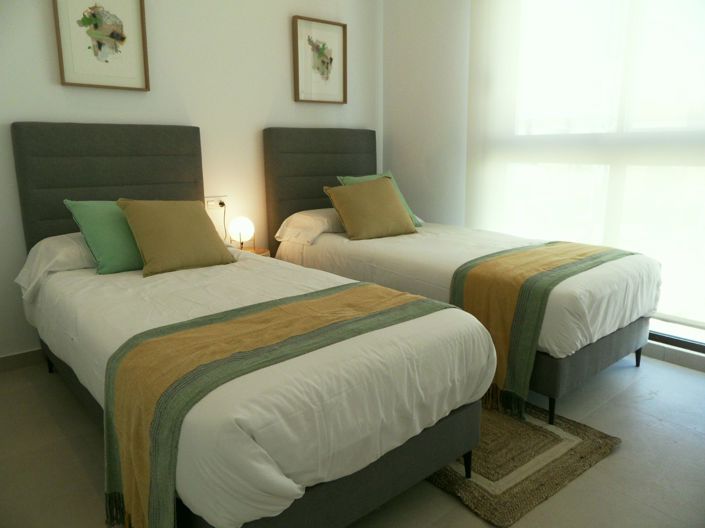 Image No.31-4 Bed Townhouse for sale