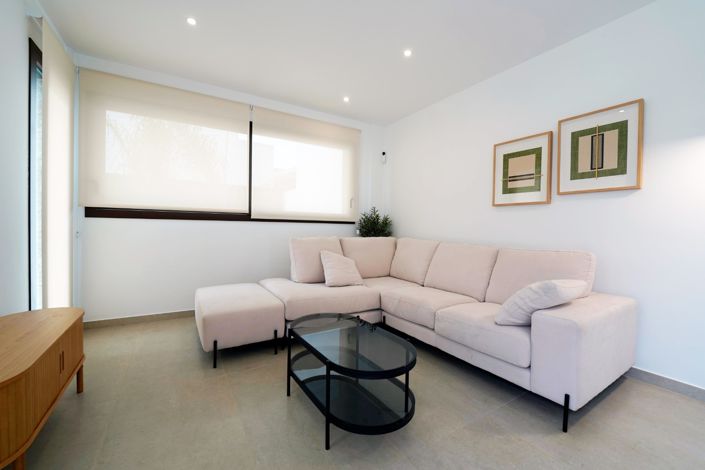 Image No.7-3 Bed Villa for sale