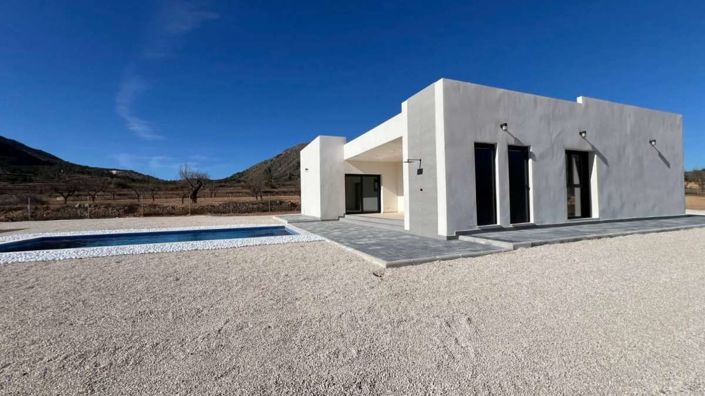 Image No.12-3 Bed Villa for sale