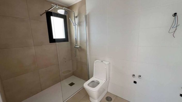 Image No.16-3 Bed Villa for sale