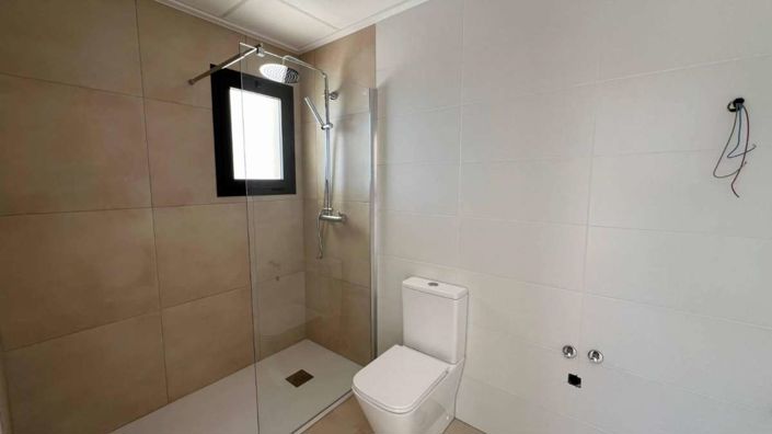 Image No.17-3 Bed Villa for sale