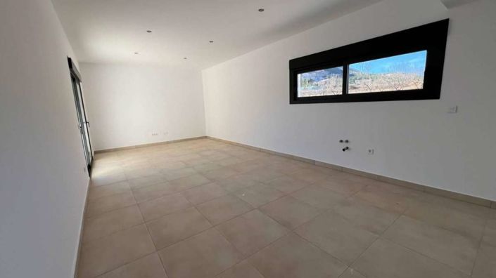 Image No.23-3 Bed Villa for sale