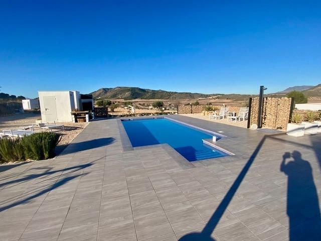 Image No.7-3 Bed Villa for sale