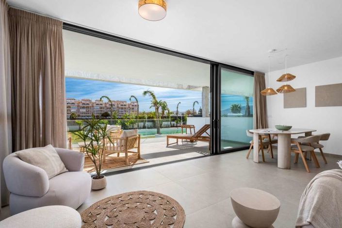 Image No.28-2 Bed Apartment for sale
