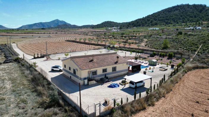 Image No.6-4 Bed Villa for sale