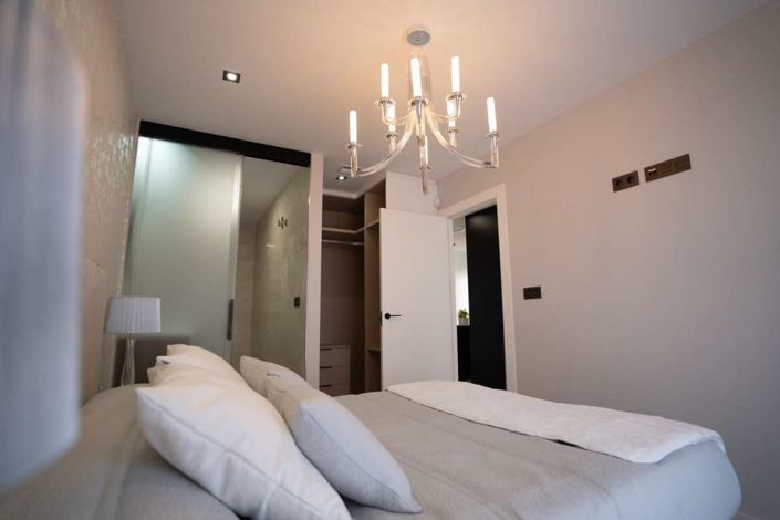 Image No.32-2 Bed Apartment for sale