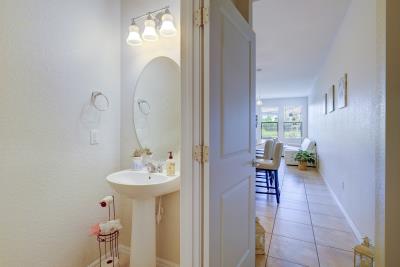 2369ByronSt-7