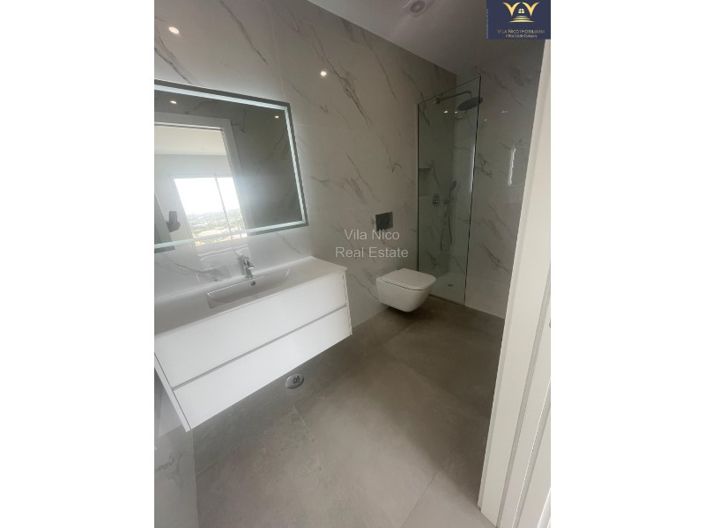 Image No.23-4 Bed House for sale