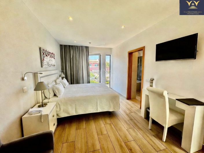 Image No.28-25 Bed House for sale