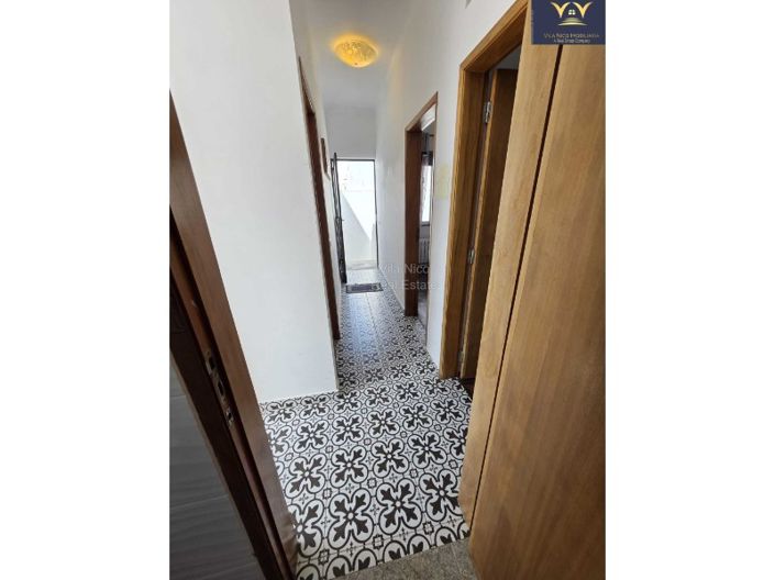 Image No.11-3 Bed House for sale