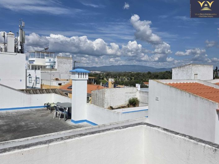 Image No.19-3 Bed House for sale