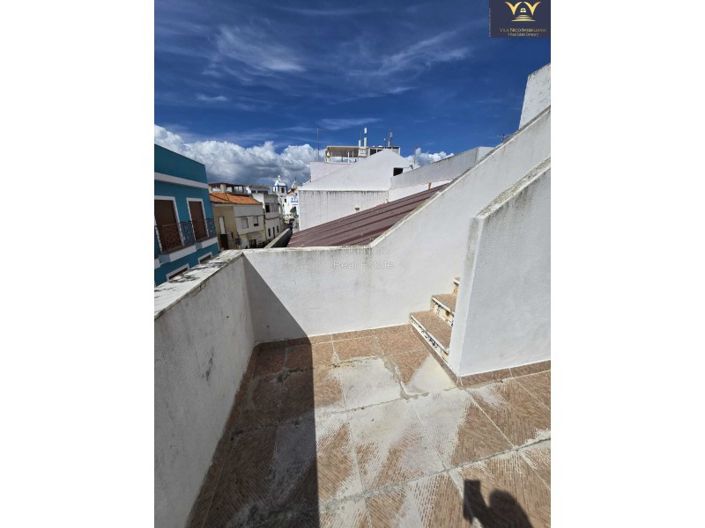 Image No.25-3 Bed House for sale