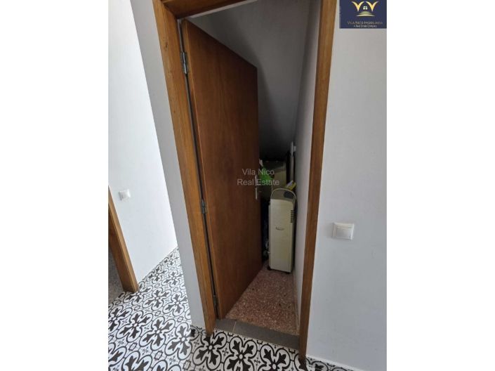 Image No.8-3 Bed House for sale