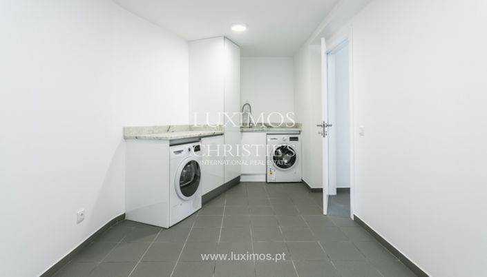 Image No.19-3 Bed Villa for sale