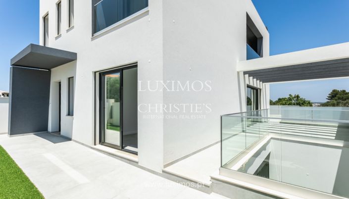 Image No.28-3 Bed Villa for sale