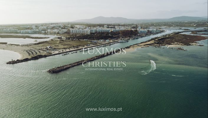 Image No.20-3 Bed Villa for sale