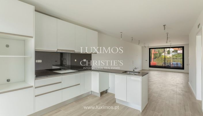 Image No.3-4 Bed Villa for sale