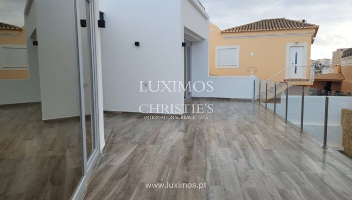 Image No.12-Villa de 4 chambres à vendre à Lagos