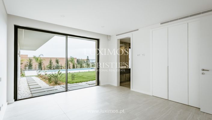 Image No.14-4 Bed Villa for sale