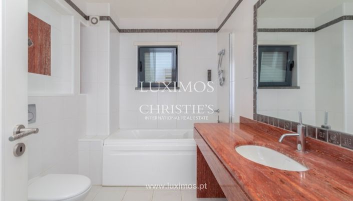 Image No.18-3 Bed Villa for sale