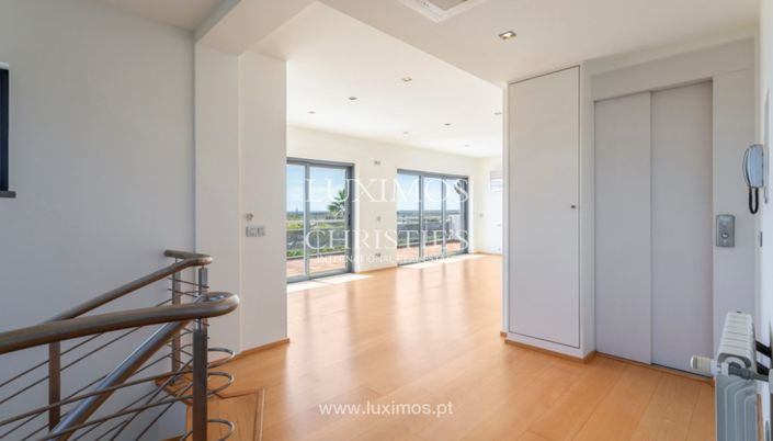 Image No.19-3 Bed Villa for sale