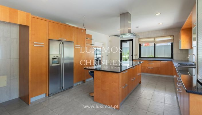 Image No.8-3 Bed Villa for sale