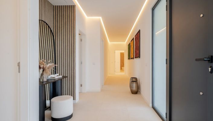 Image No.12-4 Bed Villa for sale