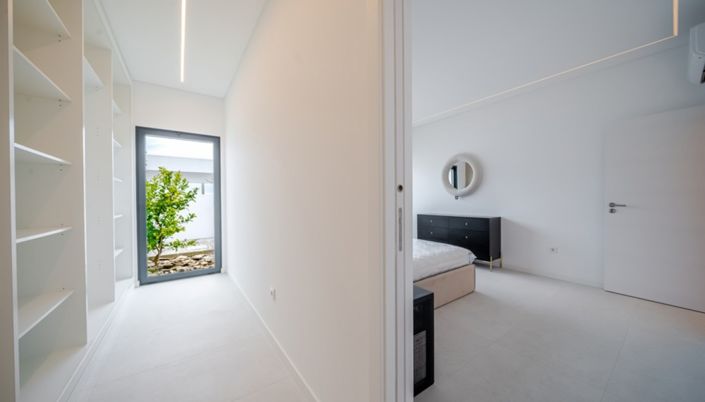 Image No.16-4 Bed Villa for sale