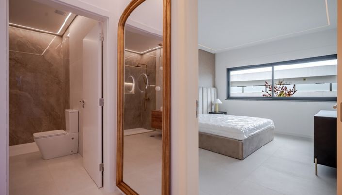 Image No.18-4 Bed Villa for sale