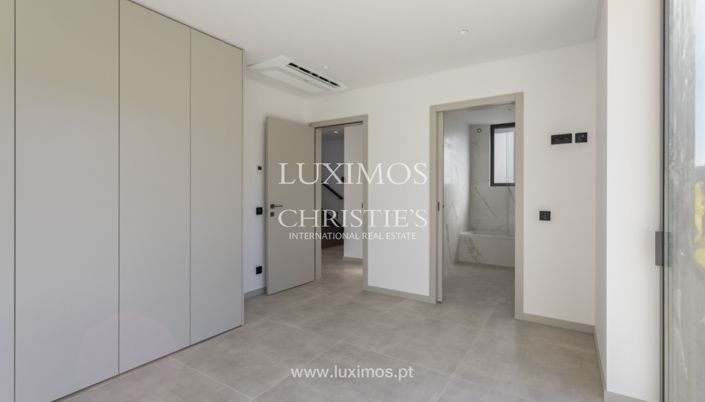 Image No.22-3 Bed Villa for sale