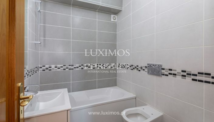 Image No.16-5 Bed Apartment for sale