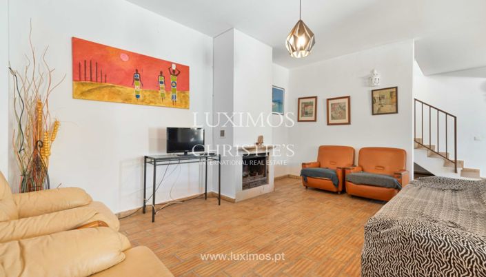 Image No.4-9 Bed Villa for sale