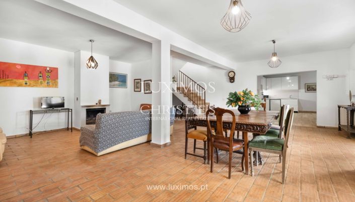 Image No.5-9 Bed Villa for sale