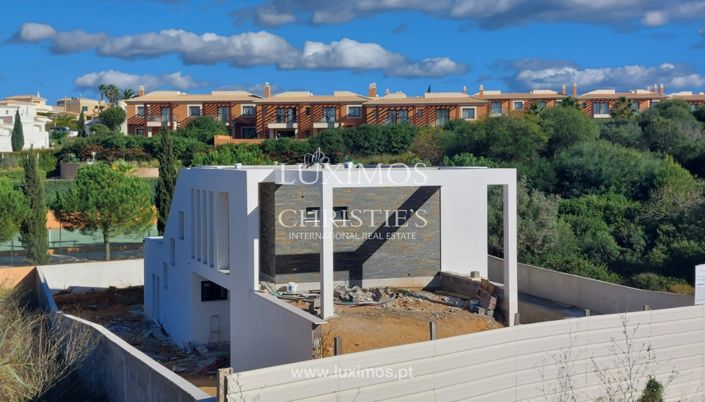 Image No.15-4 Bed Villa for sale