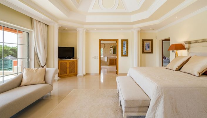Image No.11-4 Bed Villa for sale