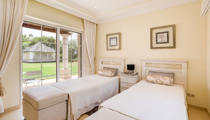 Image No.14-4 Bed Villa for sale